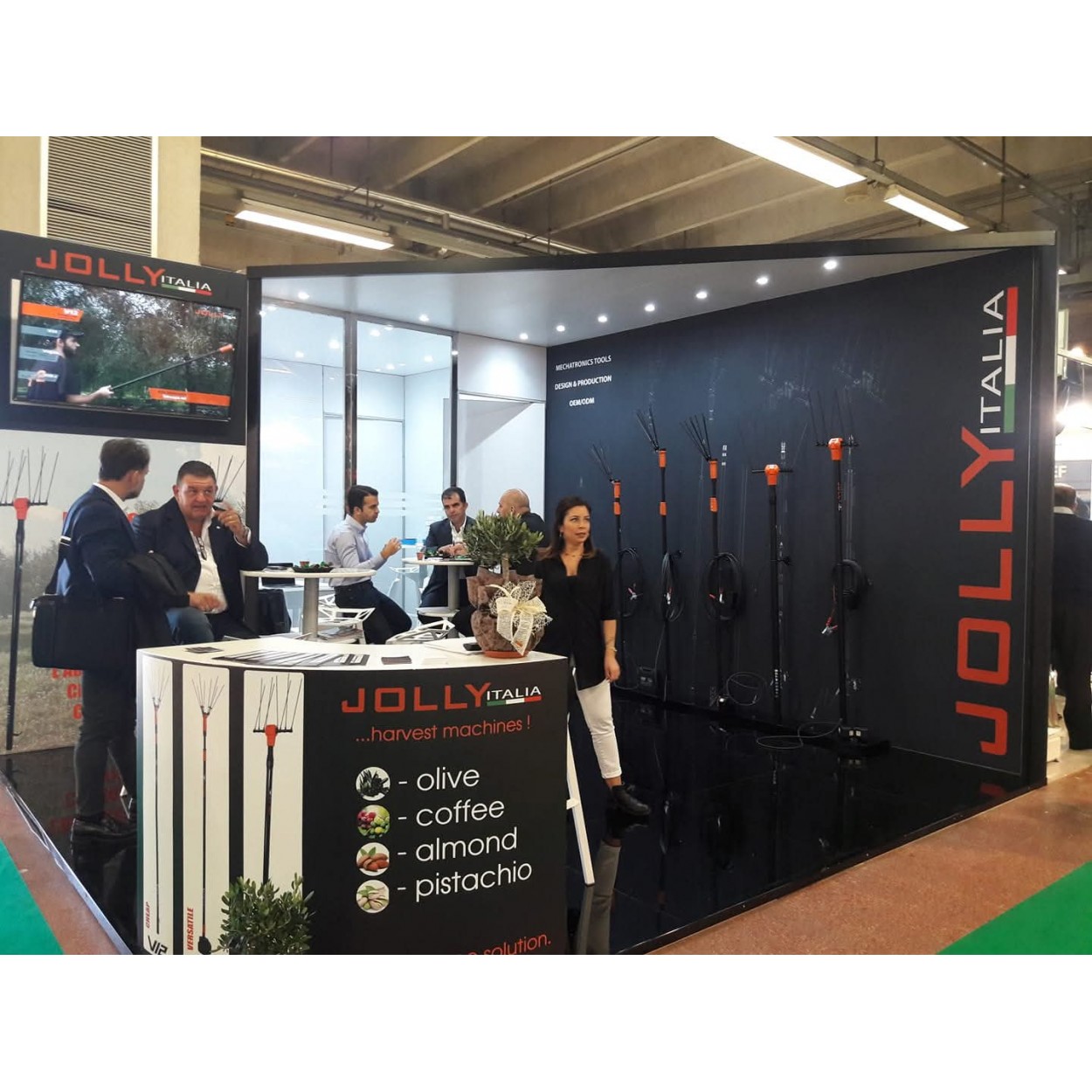 Jolly UL-V5012 Akülü Zeytin Hasat Makinesi – 36V, 950 Bpm, Karbon Fiber Çubuklu, Teleskopik Alüminyum Gövde